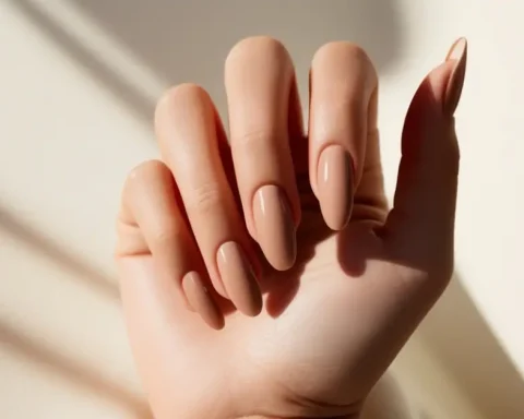 How to Get the Perfect Light Brown Nails Color Backstageviral.com